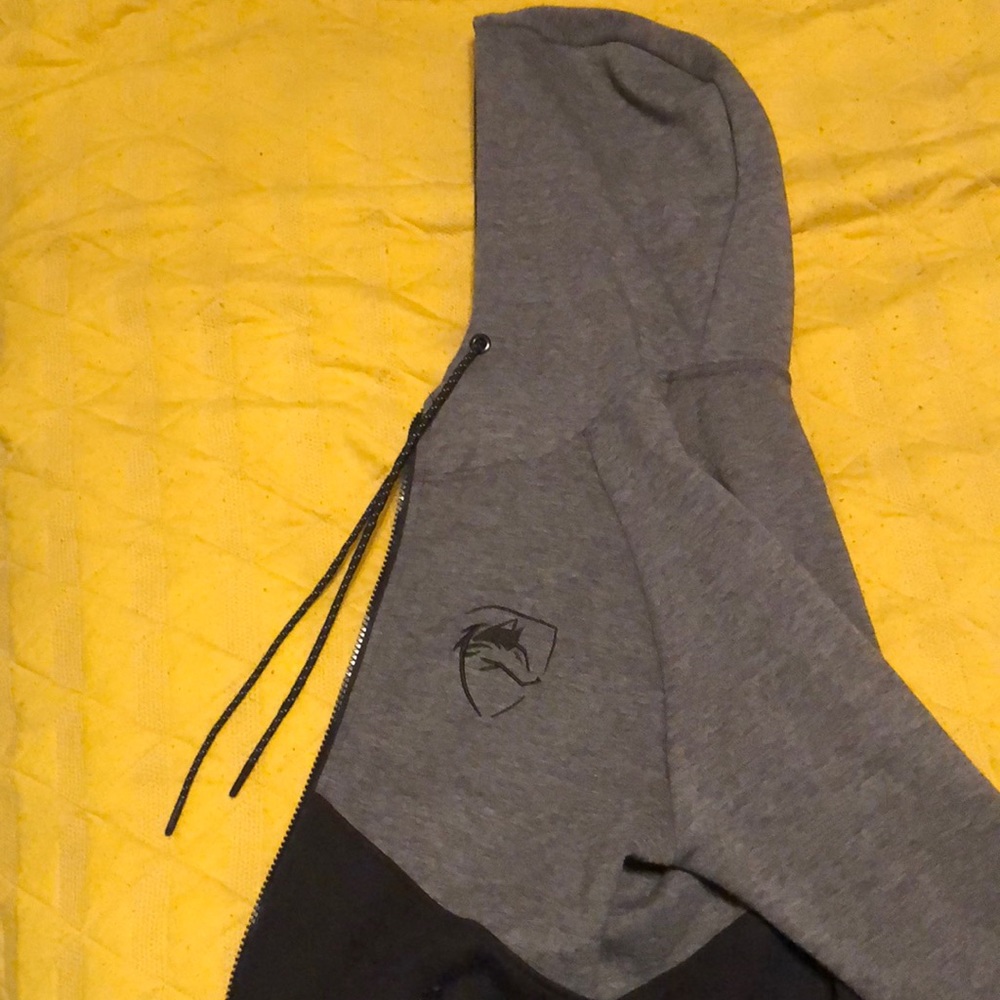 men’s small alphalete jacket
